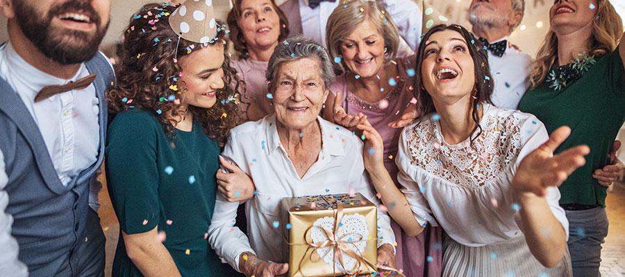 Quel cadeau offrir à une femme de 90 ans ?