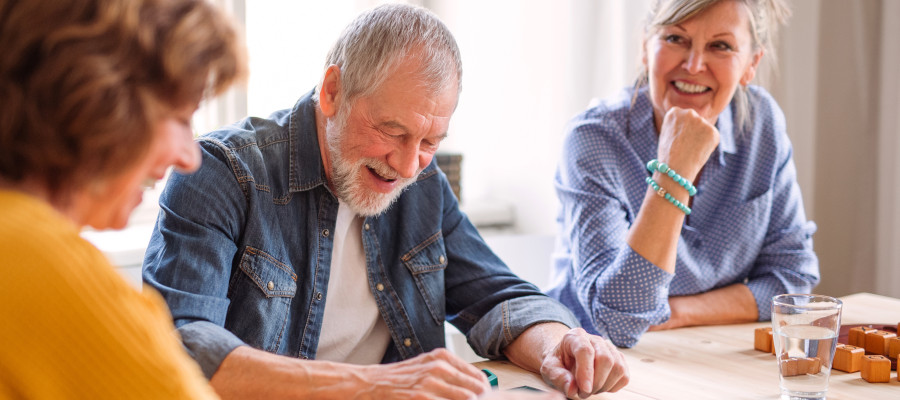 7 jeux pour personnes âgées seules et en manque de stimulation.