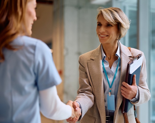 B2B B2C téléassistance