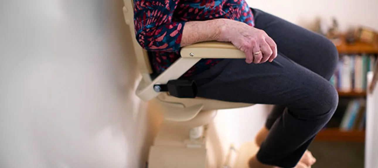 monte escalier credit impot senior