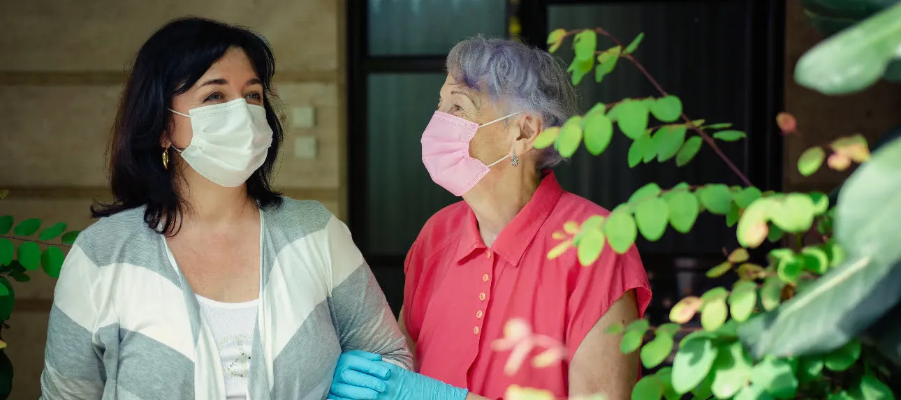 Covid-19 les aides à domicile doivent-elles encore porter le masque.jpg 