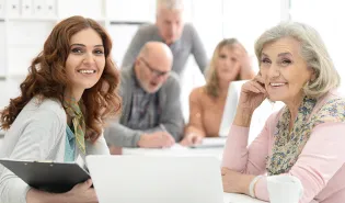 Senior en entreprise