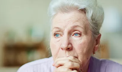 Comment la téléassistance permet de lutter contre la solitude des seniors ?