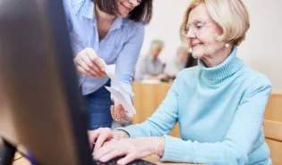 aide informatique pour senior