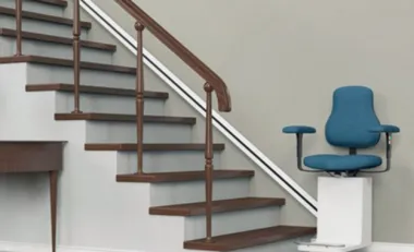 Quel prix pour installer un monte-escalier chez soi ?