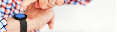 bracelet-alarme-personne-agee